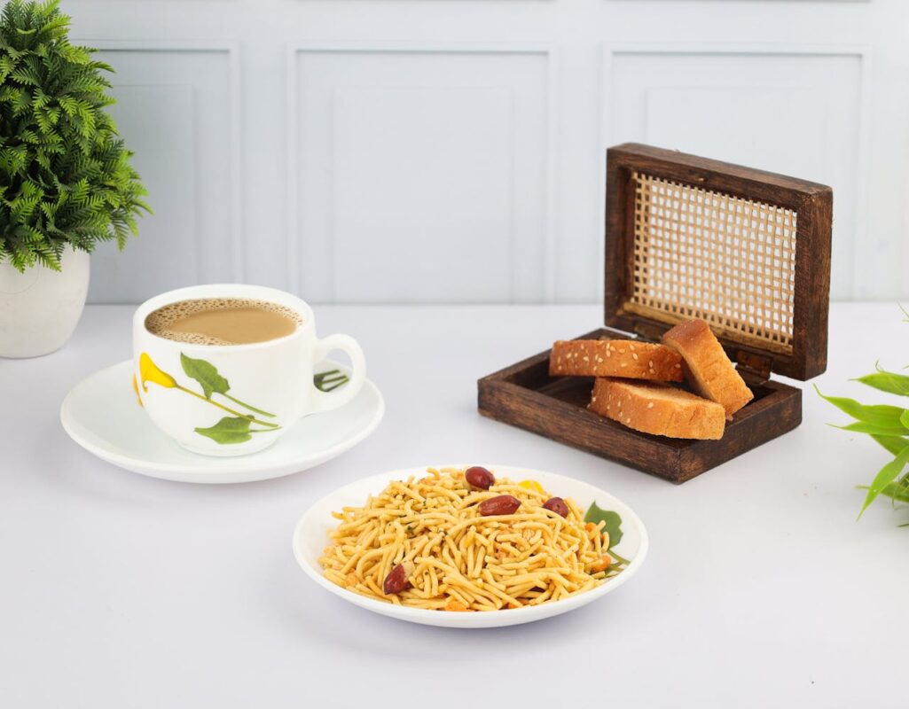 Namkeen Is the Perfect Tea-Time Companion - Zaikagharka